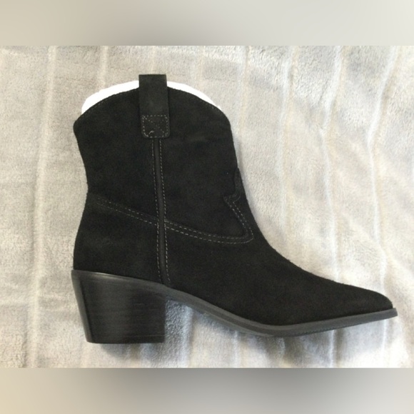 Lisa Vicky Sway Point Toe Healed Bootie Size 7M - Picture 10 of 12